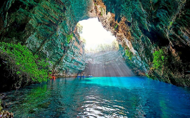 Giản Hạ Thủy: Tổng quan tử vi phong thủy Mệnh Giản Hạ Thủy 9 Mệnh Giản Hạ Thủy hợp màu gì, kỵ màu gì?