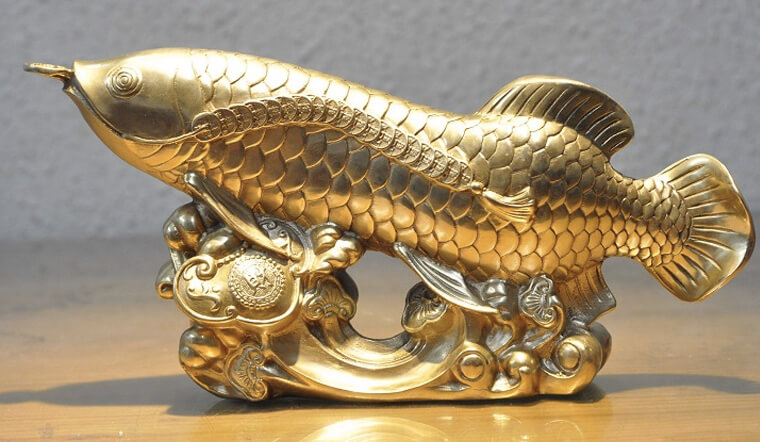 Vật phẩm phong thủy cho người mệnh Thủy 9 tuong ca chep